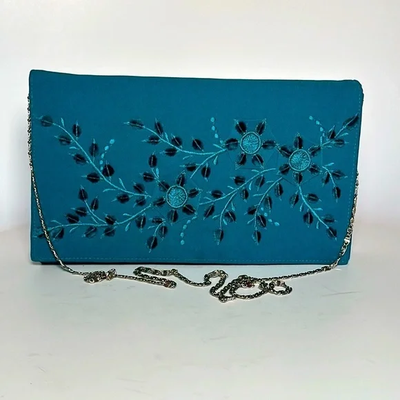BEN MARC INTERNATIONAL satin clutch velvet vines and flowers embroidered pretty - Picture 3 of 15